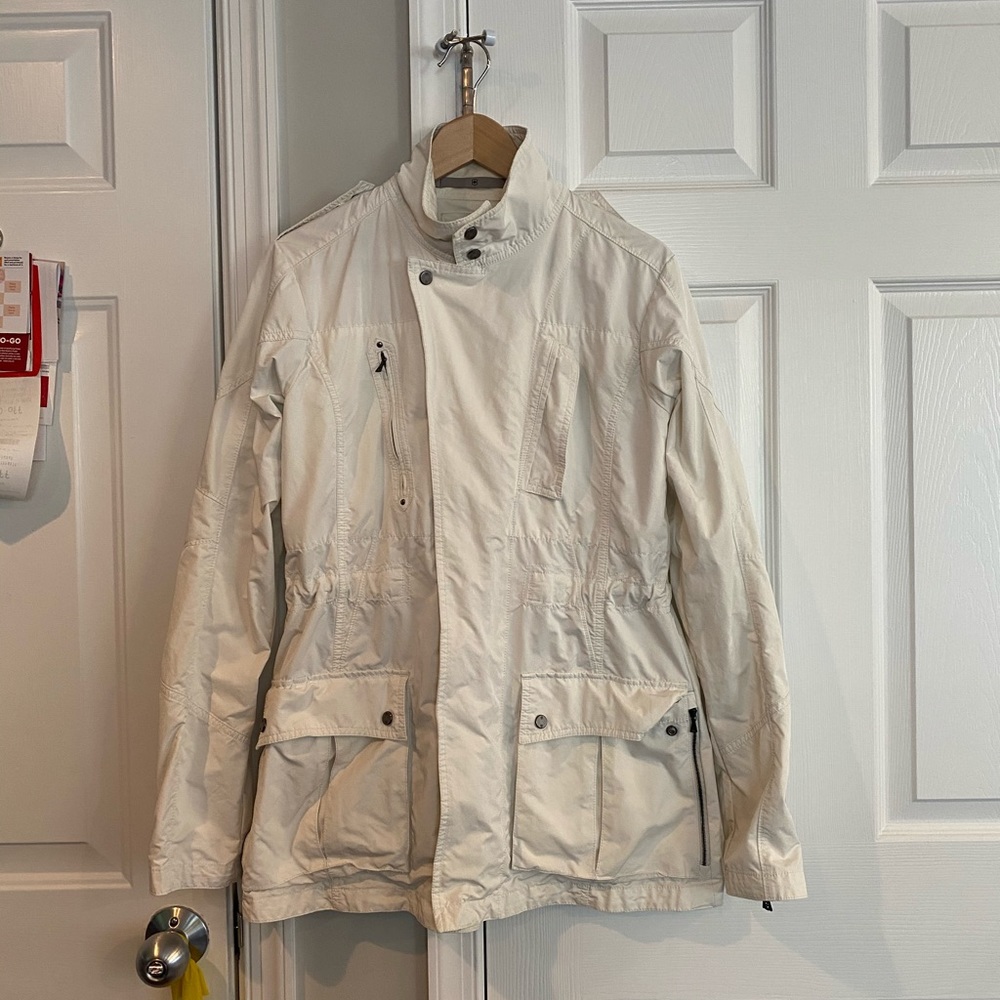 Victorinox Women’s Windbreaker